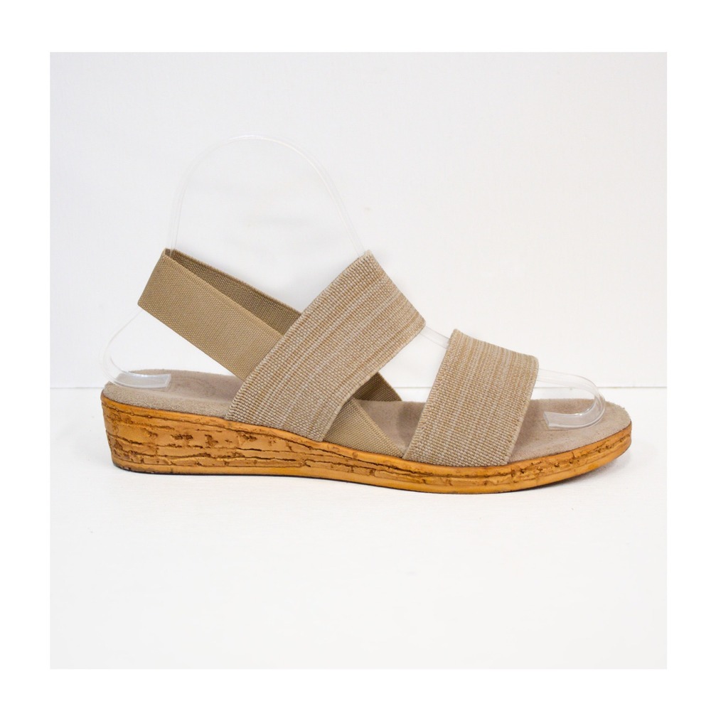 CHARLESTON SHOE CO. Gladys Low Wedge Sandal Sz 6 - Tan, Neutral